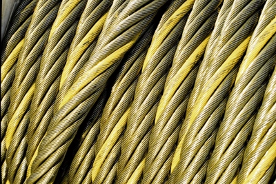 Cabos de aço para mineração: como garantir durabilidade em ambientes extremos