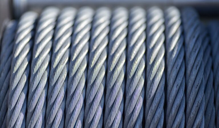 Escolha de fornecedor de cabos de aço